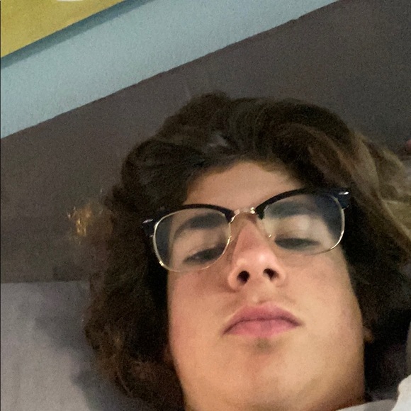 Meet your Posher, Rodrigo - Picture 1 of 1